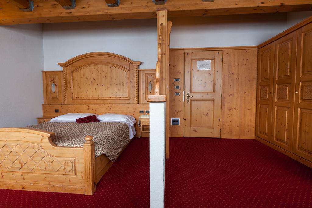 Sporting Hotel Пассо-дель-Тонале Экстерьер фото